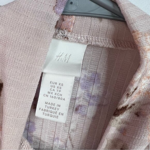 H&M turtleneck crop top flowers Purple Floral Long Sleeve Blouse - Picture 5 of 8